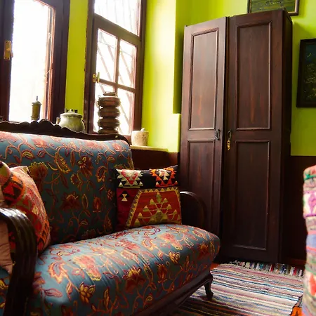 Cunda Zehra Teyzenin Evi Otel Ayvalı