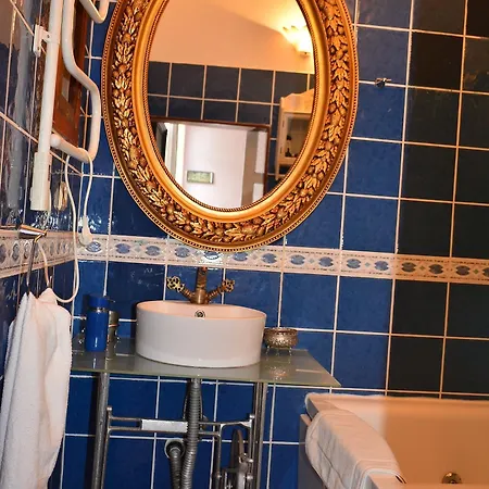 Cunda Zehra Teyzenin Evi Otel Ayvalı