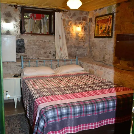 Otel Cunda Zehra Teyzenin Evi Ayvalı