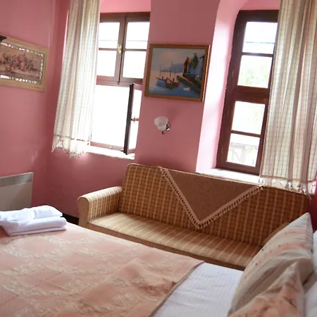 Cunda Zehra Teyzenin Evi Otel Ayvalı